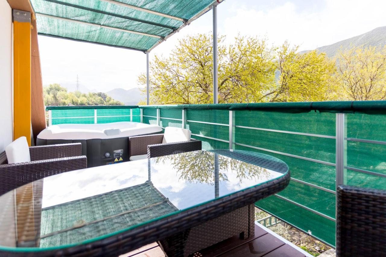 Holiday House Antique Kostanje 外观 照片